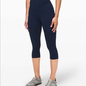 Lululemon Wunder Under High Rise Half Tight